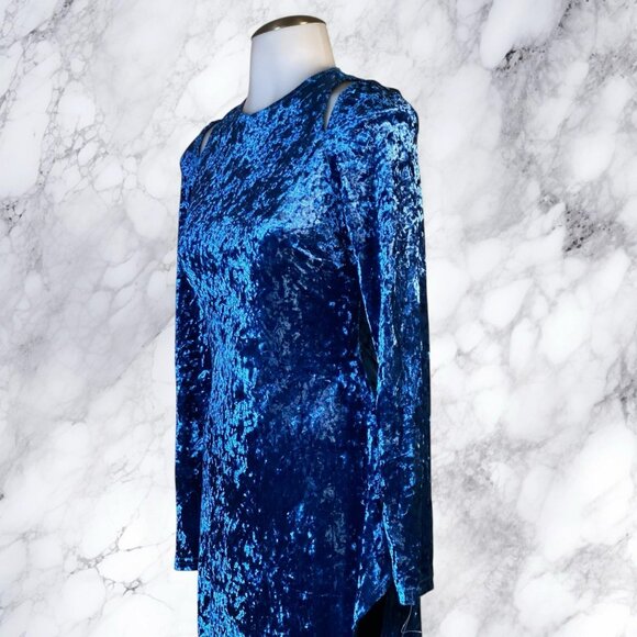 H:ours Rea Midi Dress in Navy - Picture 12 of 12